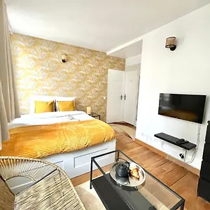 Cosy In The Marais District Parijs